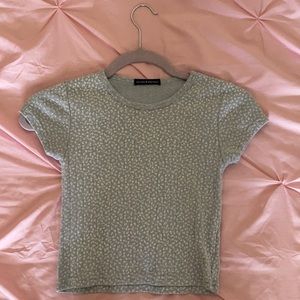 Brandy Melville Ashlyn floral top